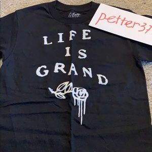 G eazy Life is grand